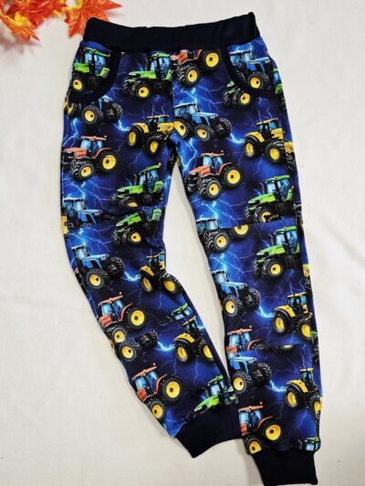 Tepláky - Traktorová bouře