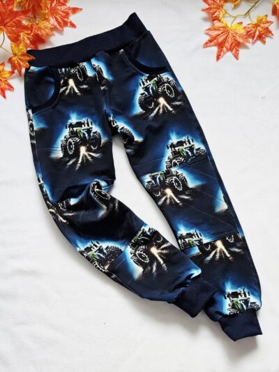 Tepláky - Monster truck