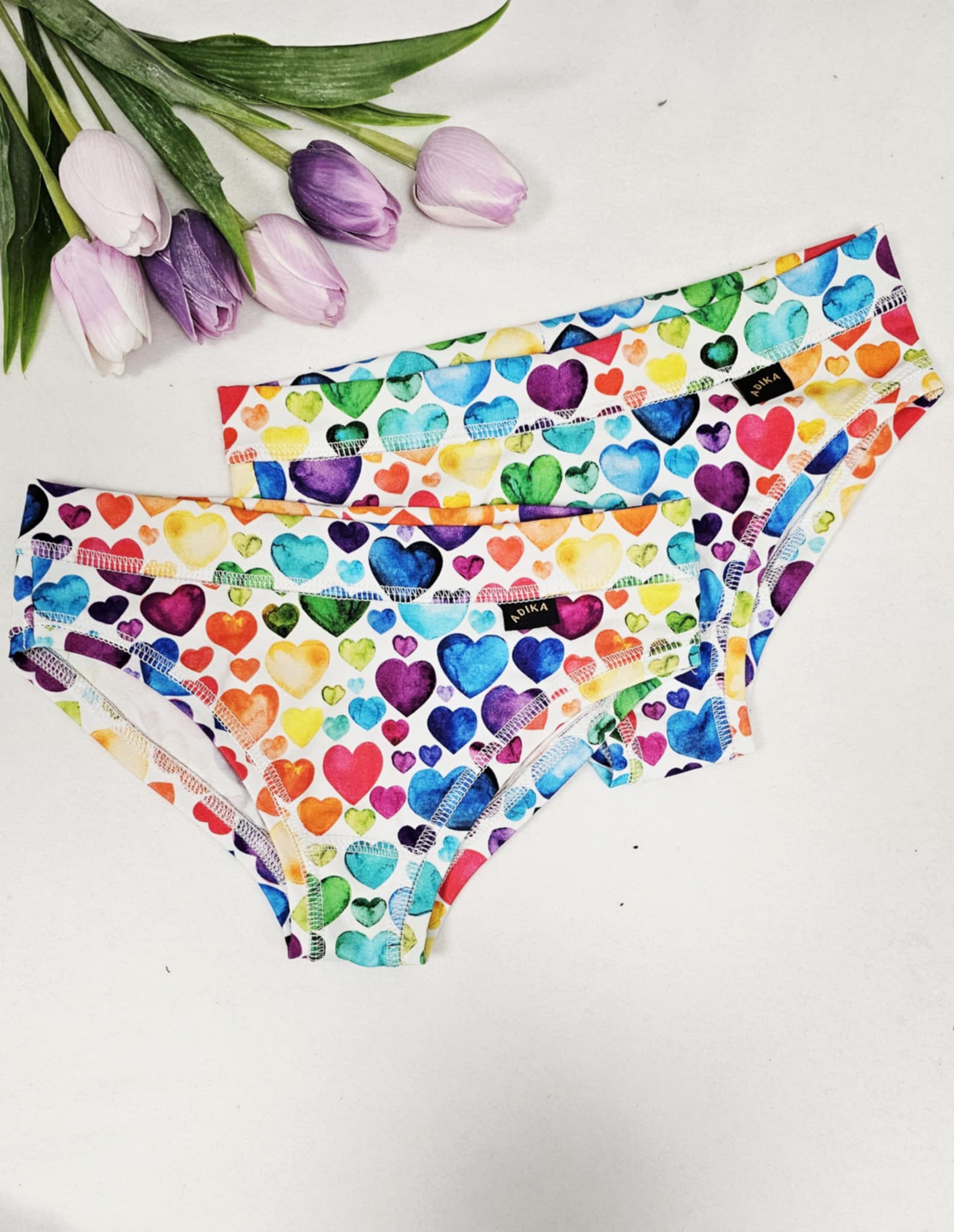 Kalhotky dámské - klasik, Barevná srdíčka
